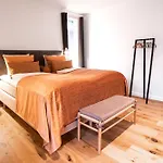 Hotel Sixtus Sinatur & Konference