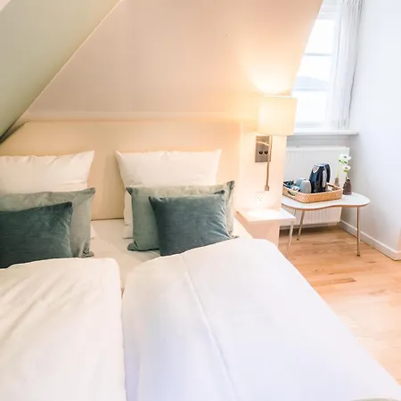 Hotel Sixtus Sinatur & Konference