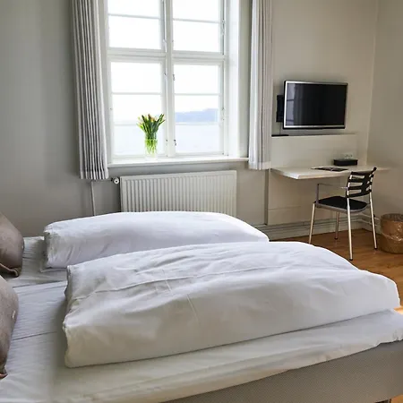 Hotel Sixtus Sinatur & Konference