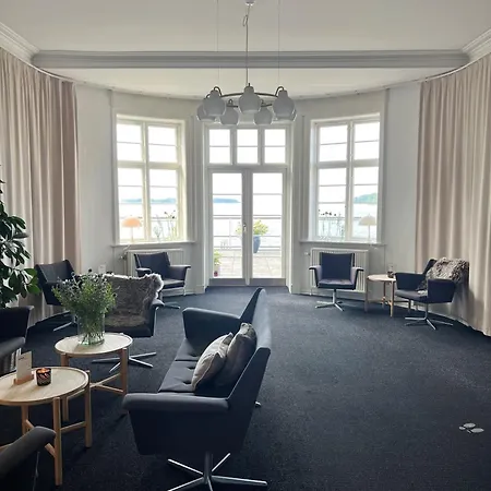 Sixtus Sinatur & Konference Hotell 4*