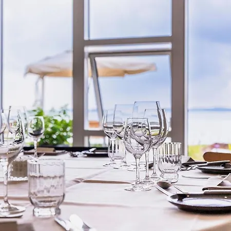 Hotel Sixtus Sinatur & Konference