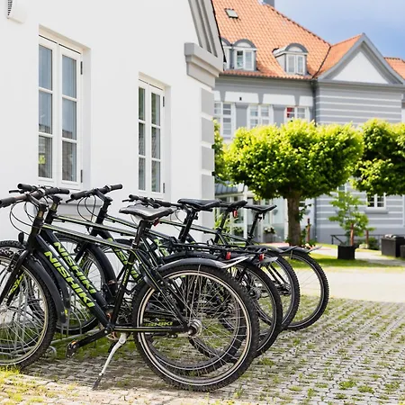 Sixtus Sinatur & Konference Middelfart