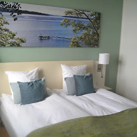 Sixtus Sinatur & Konference Hotell